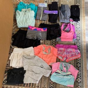 Incredible 17-piece lot of IVIVVA girls clothes!